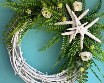 Coastal Starfish Wreath, Beach House Decor, Nautical Grapevine Hanging