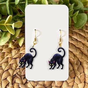 Black Cat Earrings - Gothic Halloween Jewelry, Spooky Cat Dangle Earrings, Witchy Acrylic Earrings, Scared Cat Earrings, Gift for Cat Lover