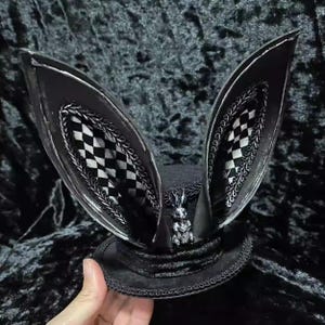Déguisement punk noir pour animal de compagnie : accessoire photo oreilles de lapin
