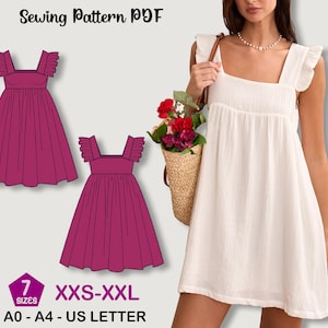 Puede incluir: Un vestido blanco con cuello cuadrado y tirantes con volantes se muestra junto a una ilustración de patrón de costura de un vestido magenta. El patrón de costura incluye tallas XXS-XXL y está disponible en formatos A0-A4-US LETTER. El texto "Sewing Pattern PDF" está en la parte superior.