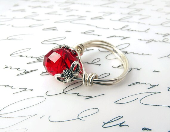 Anillo de rojo rubí cristal de Swarovski alambre envuelto Etsy México