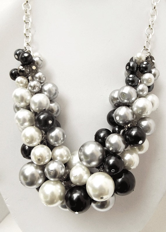 Chunky Beaded Necklace Pearl Statement Necklace Black White Etsy