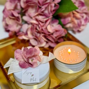 Personalisierte Blumenkerzenbevorzugung für Gäste, elegantes Hochzeitsbevorzugung in einer Dose, kundenspezifische Verlobungs- und Brautpartygeschenk mit Namen und Datum