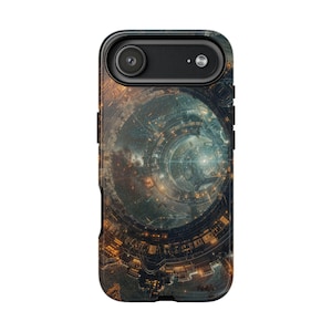 Puede incluir: Funda de teléfono negra con un diseño circular detallado que recuerda a una ciudad futurista o una estación espacial. La obra de arte incorpora luces cálidas de color naranja y amarillo sobre un fondo oscuro y cósmico, creando una estética de ciencia ficción.