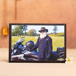 SI401 Sadhguru Photo (4x6)