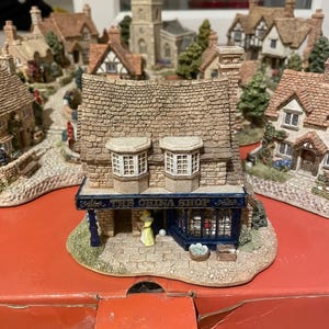 Lilliput Lane the China Shop - Etsy