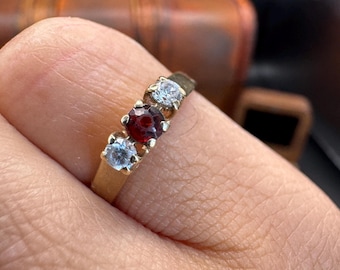 Vintage 9ct Gold Garnet & CZ Trilogy Ring – Birmingham Hallmark, Size L1/2