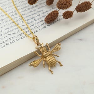 Brass Bee Pendant Necklace, Handmade Insect Jewelry, Boho Nature Charm Necklace, Bee Totem Talisman, Gift for Her, Garden Lover Jewelry