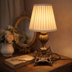 Vintage L&L WMC Boudoir Table Lamp, Victorian Revival Ornate Metal Lamp, Mid Century Bedside Vanity Lamp, Romantic Cottage Decor Lighting