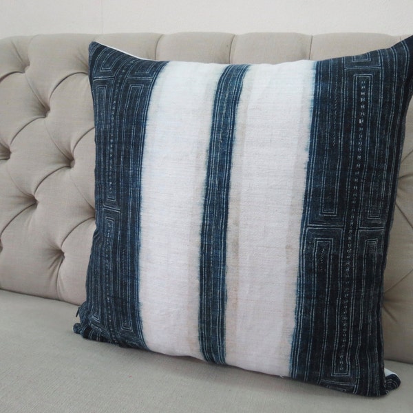 Hmong Pillow"Batik Pillow"Throw pillow"Hmong Fabric"Hmong"Cushion cover"Decorative Pillow"