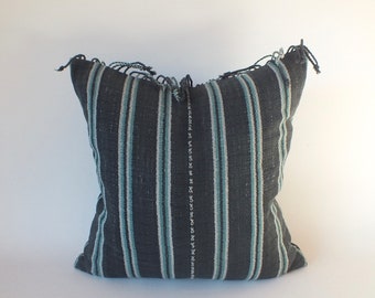 Handwoven Dark Green Pillow Cover, Vintage Karen Fabric, 18x18 decorative cushions
