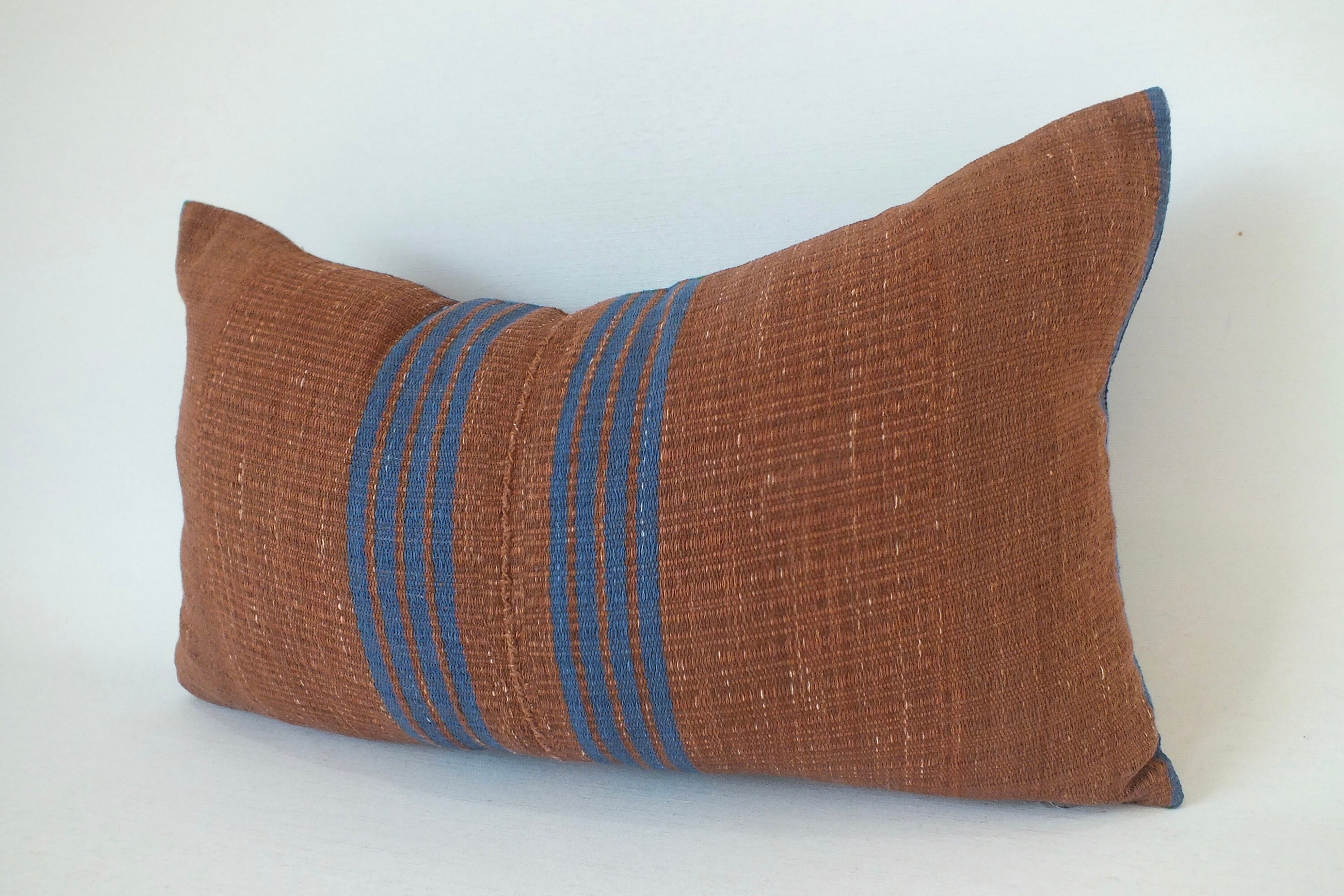 Braune und blaue Sofakissen Kissenhülle Handgewebt Ethno | Etsy