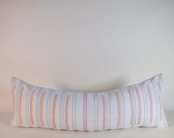 Grote sierkussens gemaakt van gerecyclede oude Hmong-stof, decoratieve kussens, sierkussens