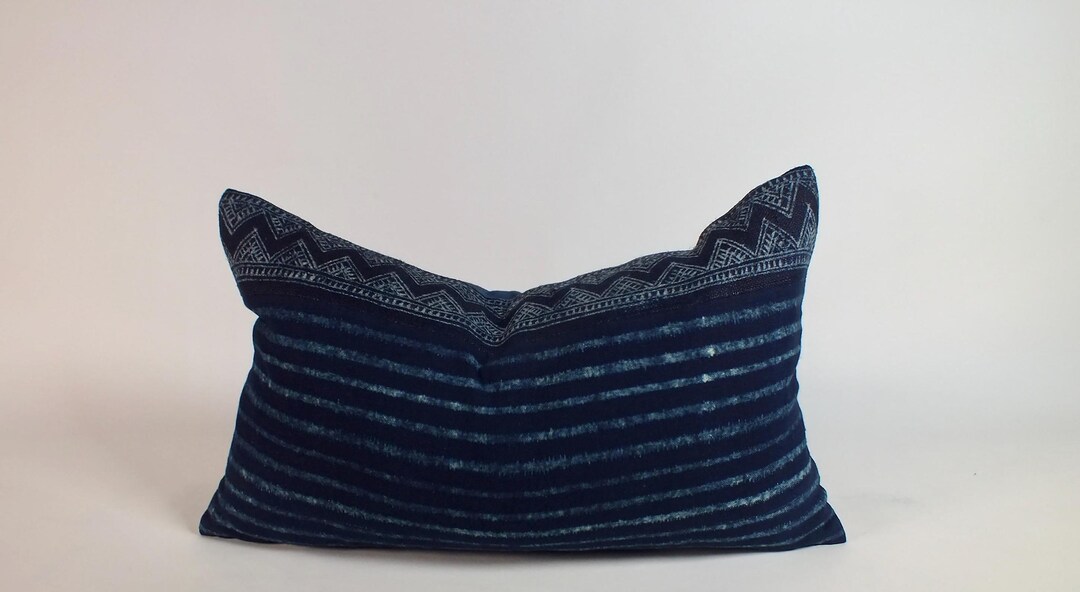 Traditional Batik Decorative Round Pillow Cover 16