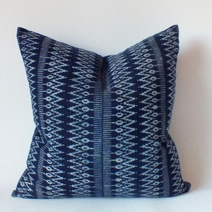 Housse de coussin rayé bleu nuit avec fermeture éclair pour canapé, taie d'oreiller moderne, taie d'oreiller lombaire texturée