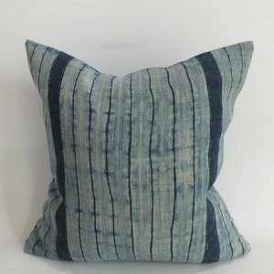 Blauw vervaagd bankkussen sierkussen vintage hennepstof etnische Hmong accent handgeweven textiel indigo decoratieve sierkussens