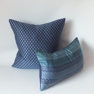 Funda de almohada tejida a mano en azul, decorativa, funda de cojín decorativa, estilo bohemio, tribal, Frazada, textiles que inspiran un estilo de vida moderno