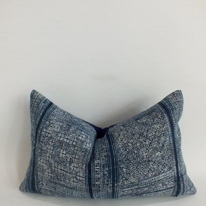 Hmong Pillow Blue midnight  Cushion Vintage Indigo batik Hemp cushion-case  Hand-woven Homedecor pillowslip indigo ethnic textiles