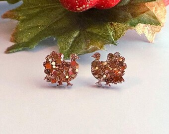 Turkey Stud Earring for Thanksgiving Handmade Glitter Resin Stud Friendsgiving Earring Fall Holiday Jewelry Turkey Lover Gift Glitter Turkey