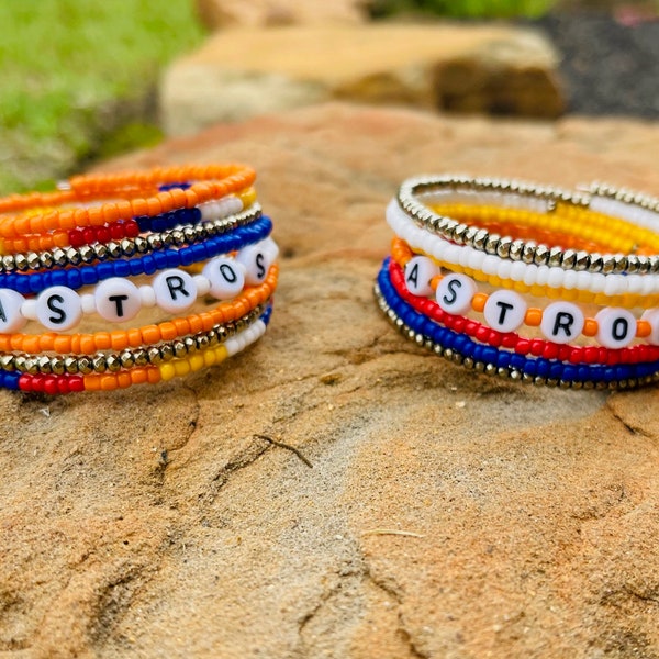 Houston Astros beaded memory wire wrap bracelet