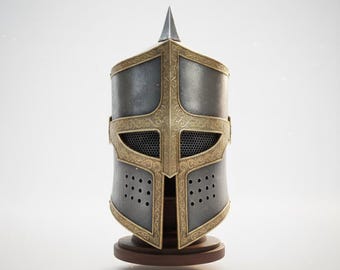 Ornate Medieval Knight Helmet Decor – Gothic Warrior Armor Helm | Castle Display Collectible | Fantasy & Historical Home Decor