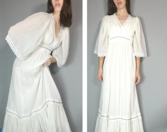 Vintage 70s White Dress Bohemian Angel Sleeve Gauze Dress xs s