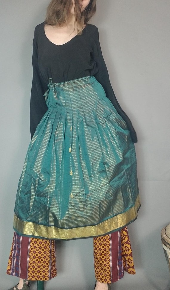 90s Vintage Boho Skirt Green Gold Full Skirt Meta… - image 4