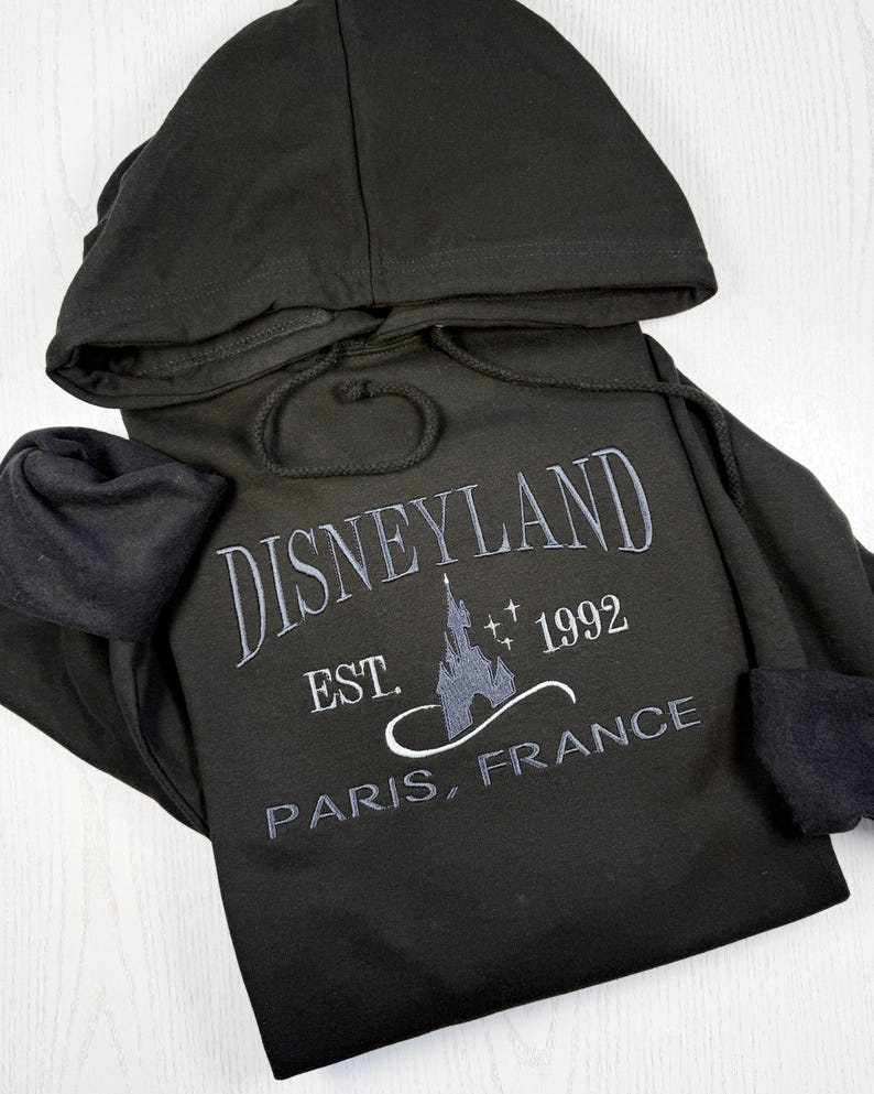 Disneyland Paris Embroidered Unisex top T-shirt Sweatshirt Hoodie - perfect travel day top! image 2