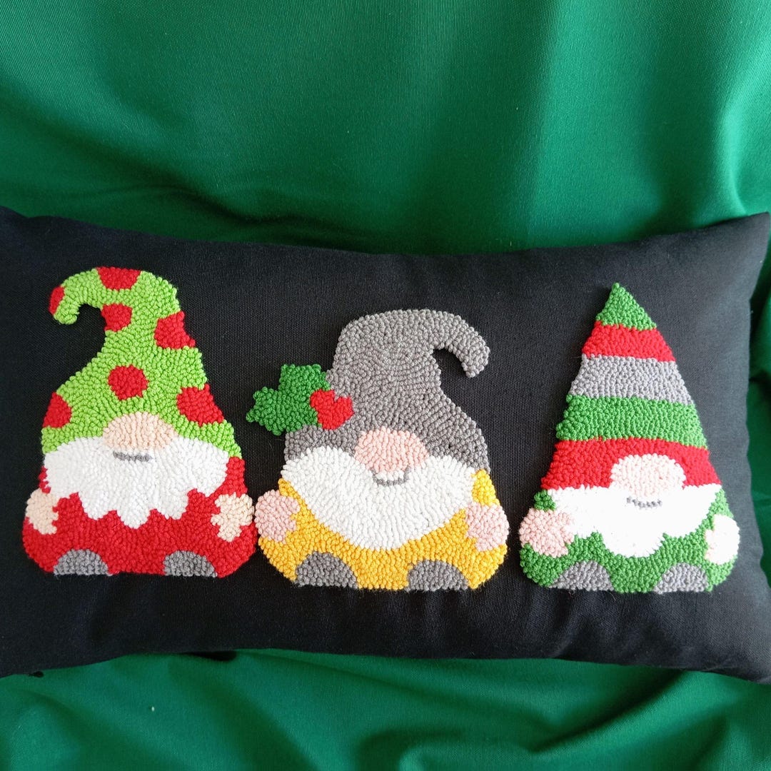Holiday Decor Punch Needle Cushion – Cozy Boho Christmas Pillow Cover ...
