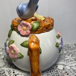 Théière oiseau beige main image 1