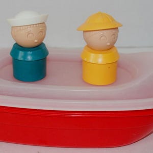 Vintage Tupperware Pepper Canoe Bath Toy Set, 6 Piece