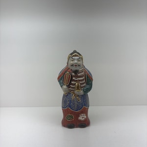 vintage Japanese figurine kutani w moriage porcelain