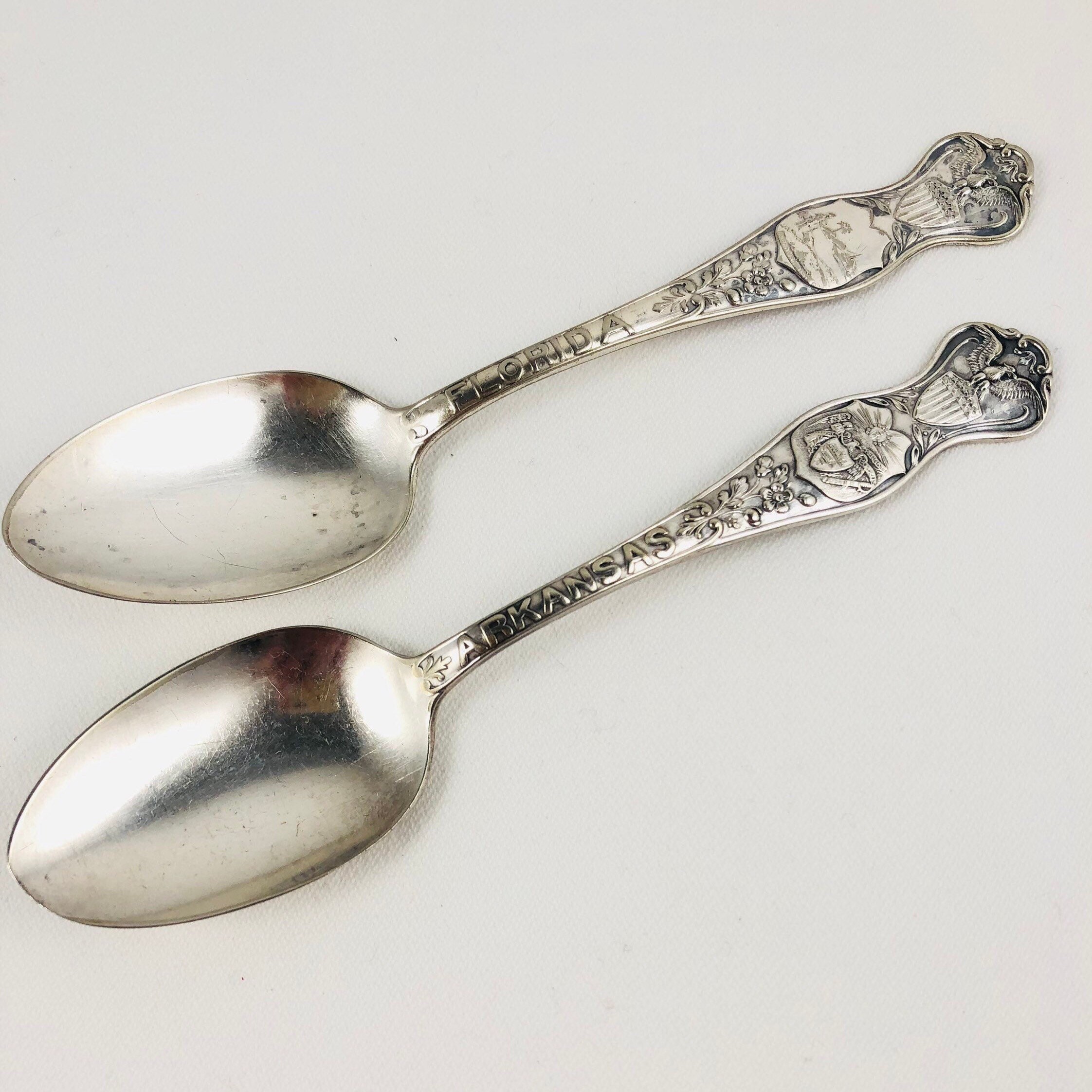 Florida and Arkansas State Souvenir Spoons Oneida Community A1X