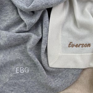 Personalized 100% Cashmere Baby Blanket: Luxury Knit Newborn Gift