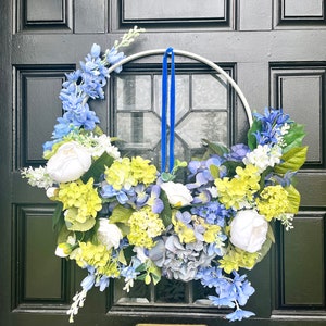 Blue Hydrangea Hoop Wreath: Modern Floral Summer Decor