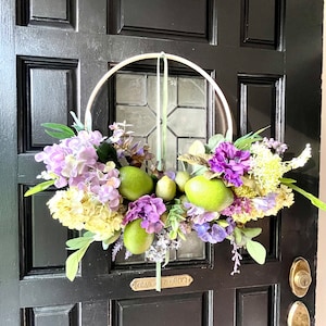 Modern Front Door Wreath-Fruit and Floral Wreath-Housewarming Gift-Minimalist Decor-Hydrangea Wreath-Kitchen Wreath with Limes