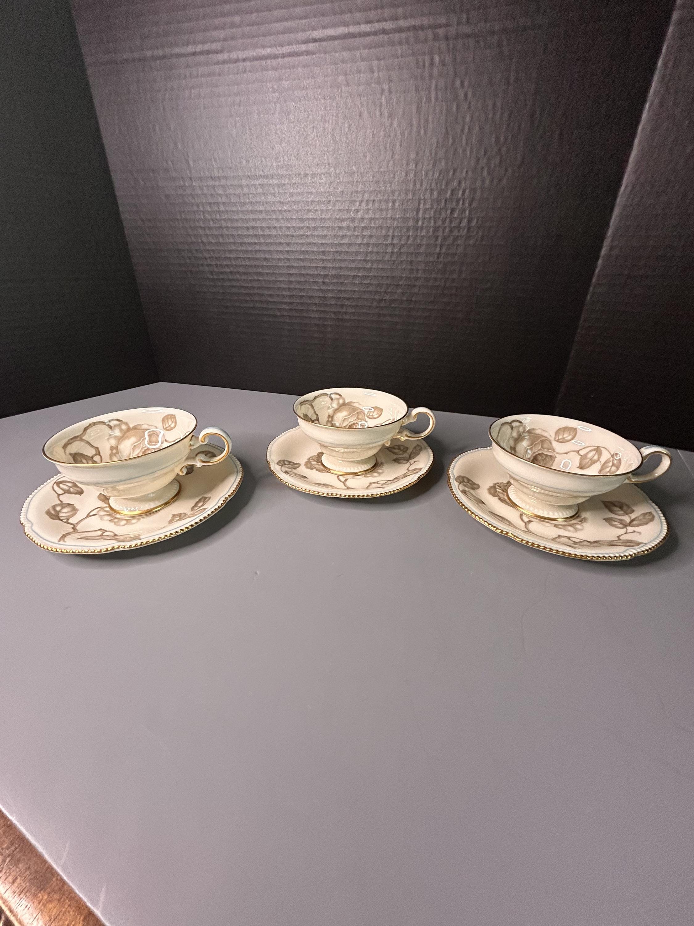 Castleton Gloria - Etsy