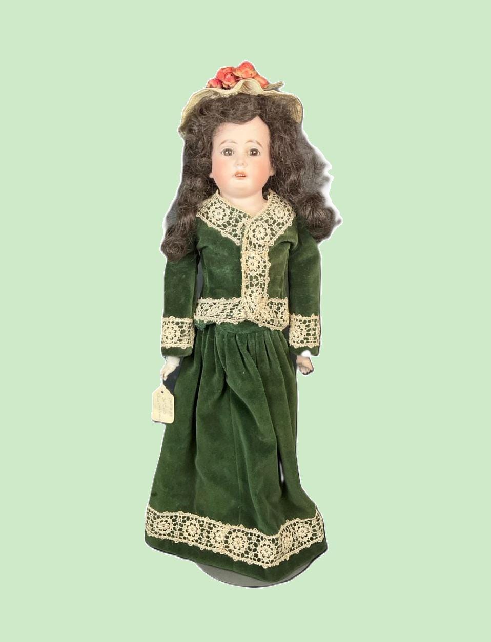 ANCIENNE POUPEE ROBE caprice a restaurer collection vintage EUR 129,90
