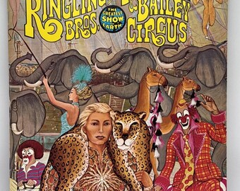 Vtg 1977 Ringling Bros Barnum & Bailey Circus Souvenir Program w Poster Insert!