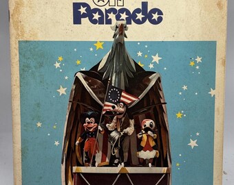 Vintage 1975 Walt Disney Disneyland America on Parade Souvenir Book
