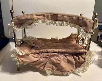 Vintage Brass Frame 4 Post Doll Canopy Bed w Lace Cover, Sheet, Pillows Blanket