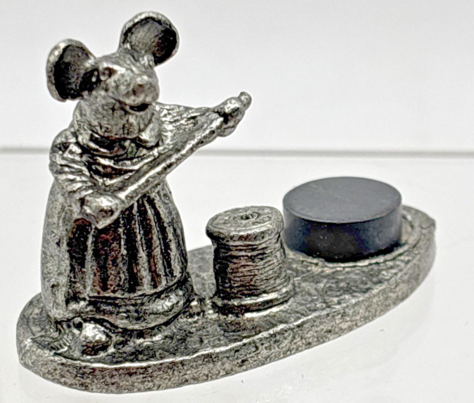 Vintage 1981 Metzke Pewter Thimble Holder Mouse W Needle Spool