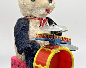 Vtg 1960's Son Ai Battery Operated Panda Playing Drums Motor Works Taiwan READ
