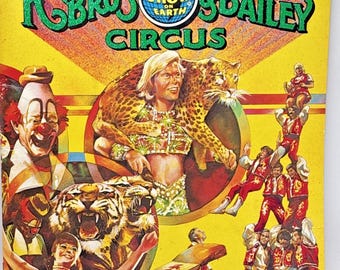 Vtg 1979 Ringling Bros Barnum Bailey Circus Program w Poster and Certificate