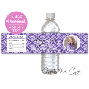 Etiquetas de botellas de agua moradas para cumpleaños de cualquier edad personalizadas con nombre e imagen, descarga instantánea y archivo digital editable