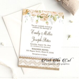 50 invitations de mariage rustique sa dentelle florale et toile de jute avec des enveloppes personnalisées de perles incluses, ensemble imprimé de 50 cartes d'invitation de mariage