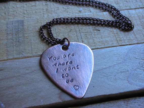 Unisex Guitar Pick Necklace-Boyfriend gift-Gift for Dad-Anniversay Gift-Husband Gift-seventh Anniversary