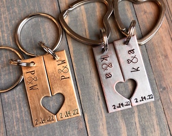 Valentines Day Couples Keychains, Gift for Boyfriend, Gift for Girlfriend, Anniversary Gift, 2 piece heart keychain set, gift for Him