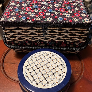 Vintage JC Penny Sewing Basket, Valleybrook Tin, Sterling Thimble – Sewing Notions Lot