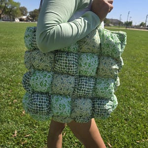 Green Puffer Tote Bag: Soft & Squishy Shoulder Bag